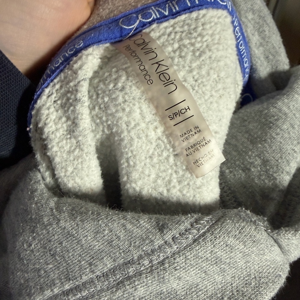 Calvin Klein Light Gray Logo Hoodie size small - Picture 6 of 7
